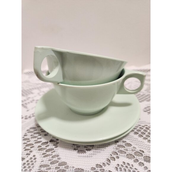 Vintage Mel Mac Green Tea Cup & Saucer Set - 1970s Cottagecore Kitchen Decor - Picture 6 of 10
